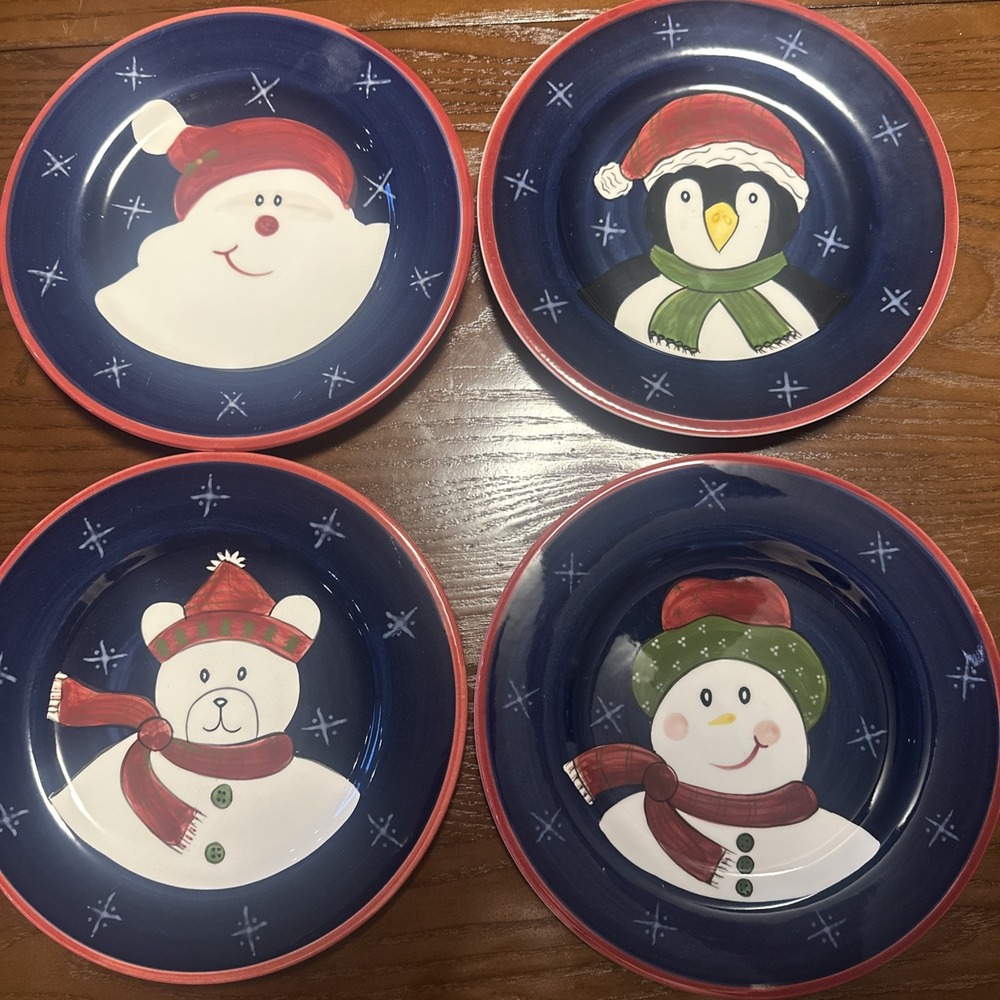 Set Of 4 The Cellar Chrismas Twilight Salad Plates Laurie Gates Snowman Bear‎